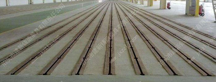 ���A���F